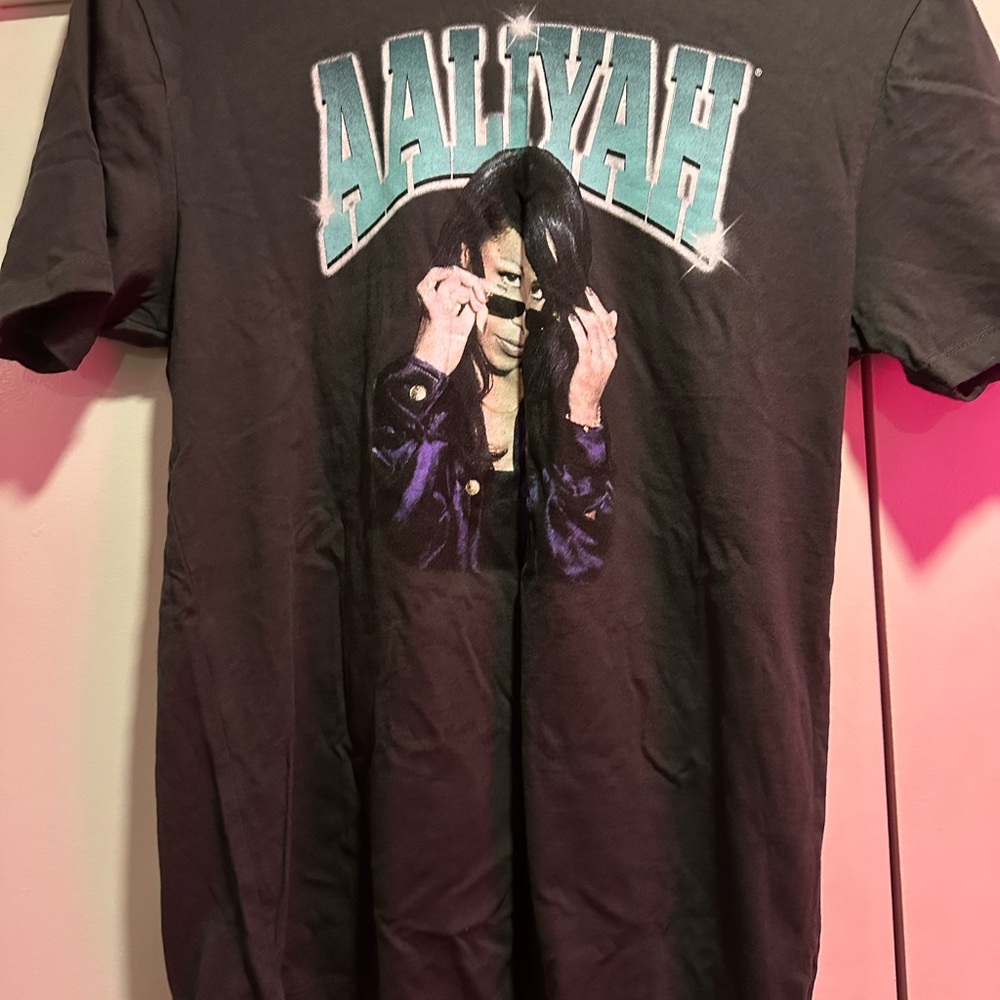 Vintage Aaliyah Artist T-Shirt (R.I.P.)